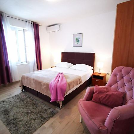 Apartment D&M1 Makarska Esterno foto